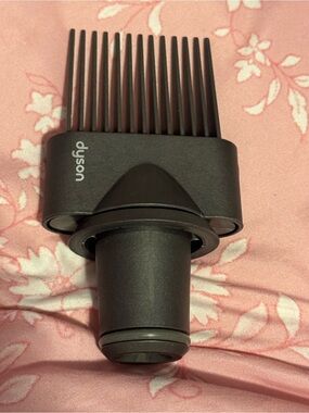 Dyson Black Wide-Tooth Styling Pick Attachment